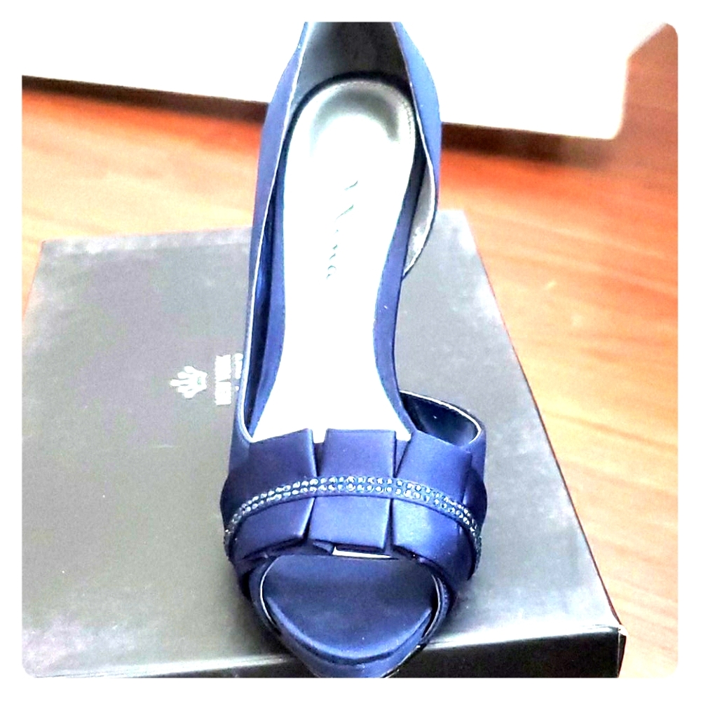 Dressy shoes
